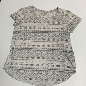 White and black tee shirt